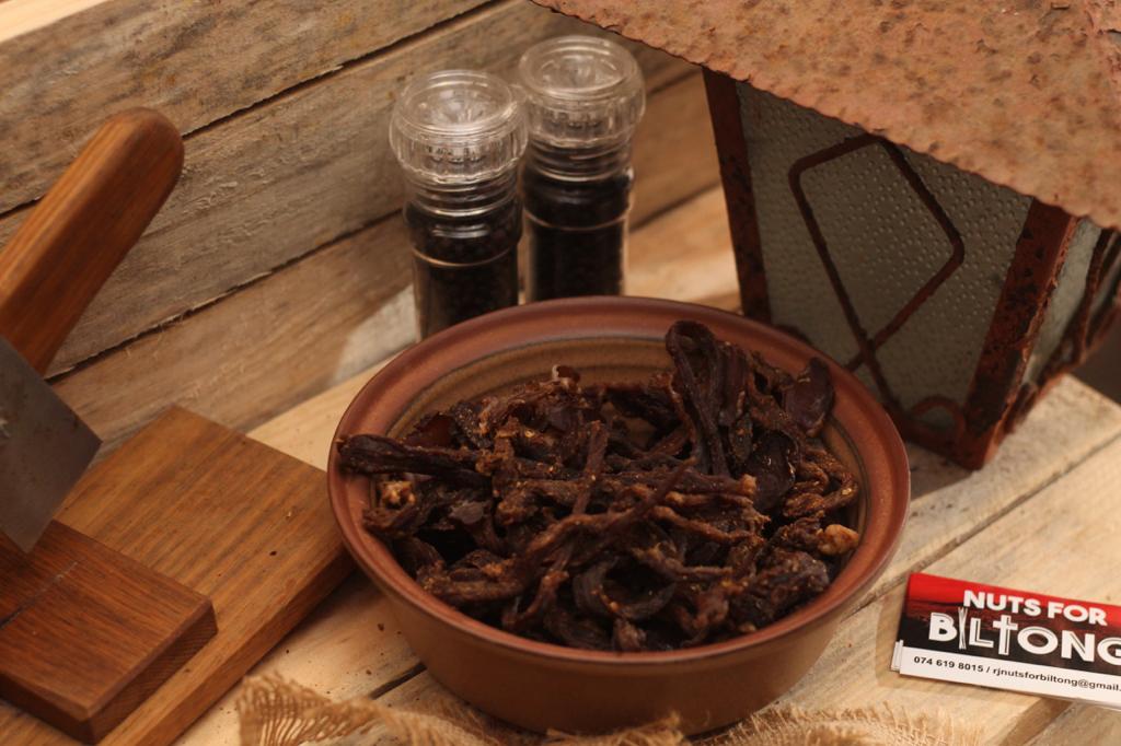 PLAIN BEEF BILTONG SLICES